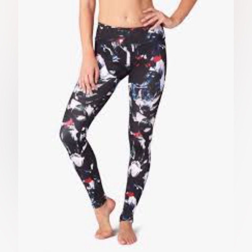 Beyond Yoga Lux Red, Black, Grey, & White Palette Essential Pants Legging XS